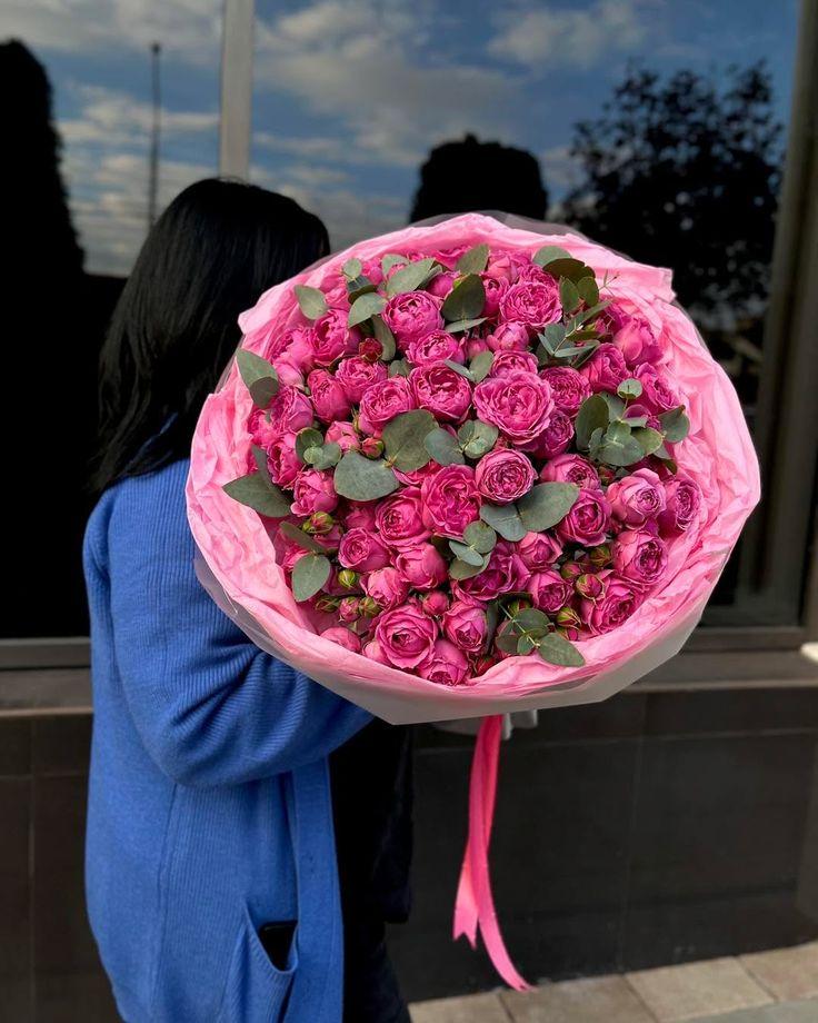 Global Process Framework workshop space where corporate flower arrangements are designed and prepared for business delivery